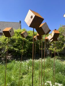 Nichoirs en corten de différentes tailles