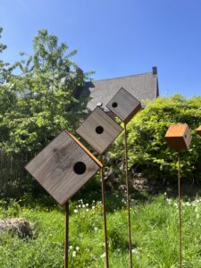 Nichoirs en corten de différentes tailles