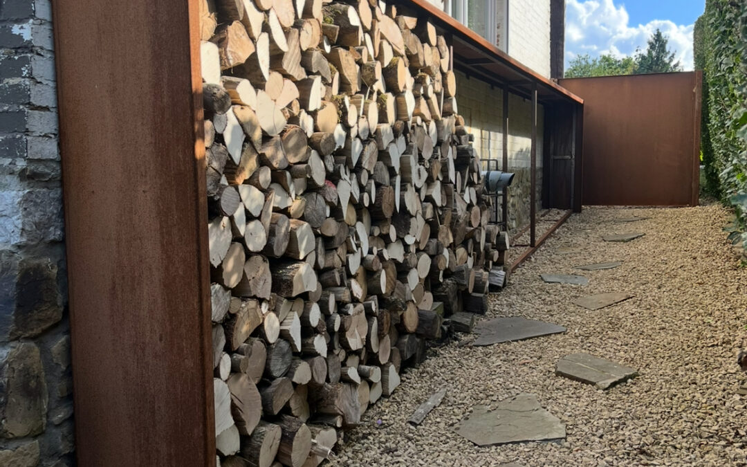 Les ranges buches en acier corten