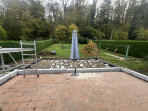 Sous bassement de l'extension