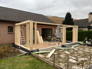 Début de l'ossature bois